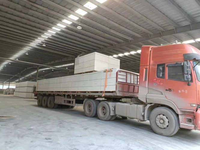 四川蒸压加气混凝土砌块-A3.5B06级